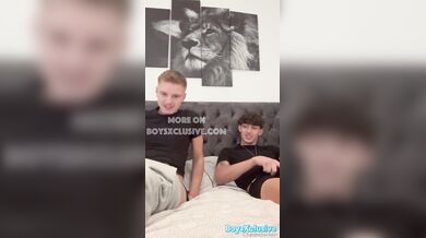 Chasexparkerr gets off on Nathan Bates' massive cock and begs for more