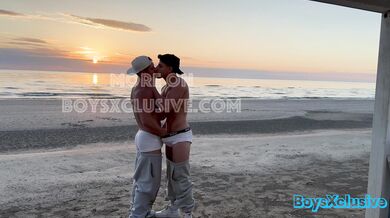 Manuel Dosio & Vlett23qx have a wild time with their huge cocks & tight asses