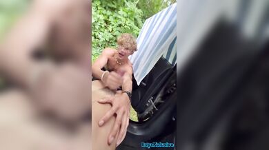 Melvin Moore & Denver Lux share a massive cock in an outdoor bisexual frenzy