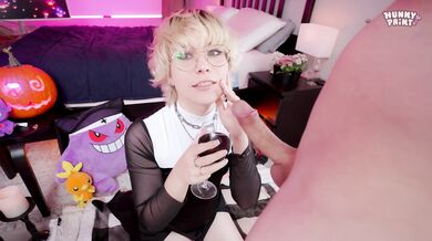 Halloween costume & bareback anal with a cute fembody