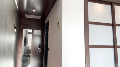 Hot and steamy hotel sex with my cousin - Aladdintwink & Damien Grey