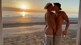 Manuel Dosio & Vlett23qx have a wild time with their huge cocks & tight asses